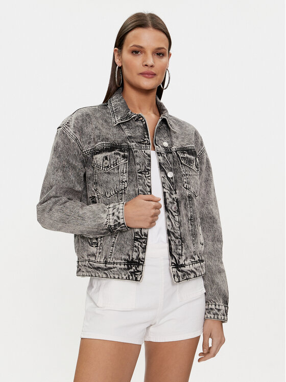 guess cropped denim jacket