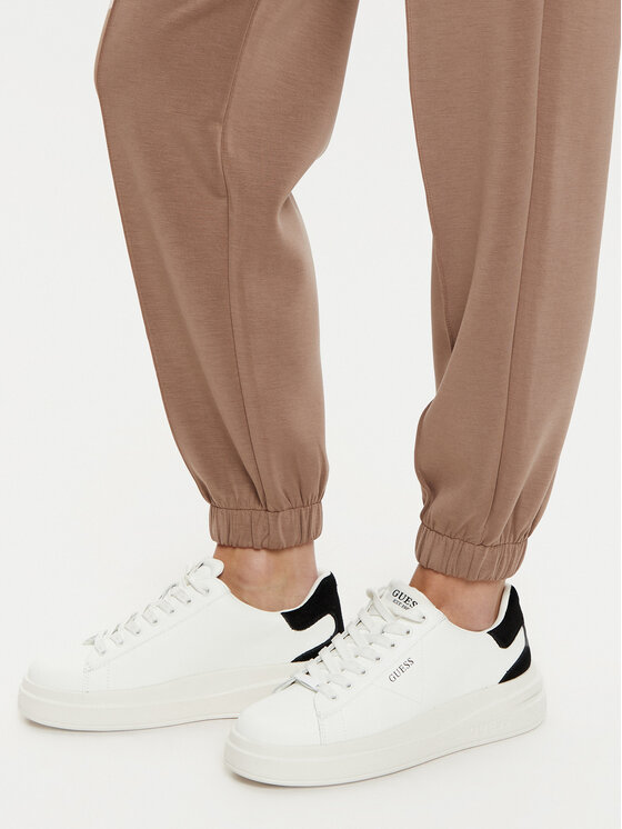 Guess Guess Pantaloni da tuta V5RB11 KCAY2 Marrone Regular Fit