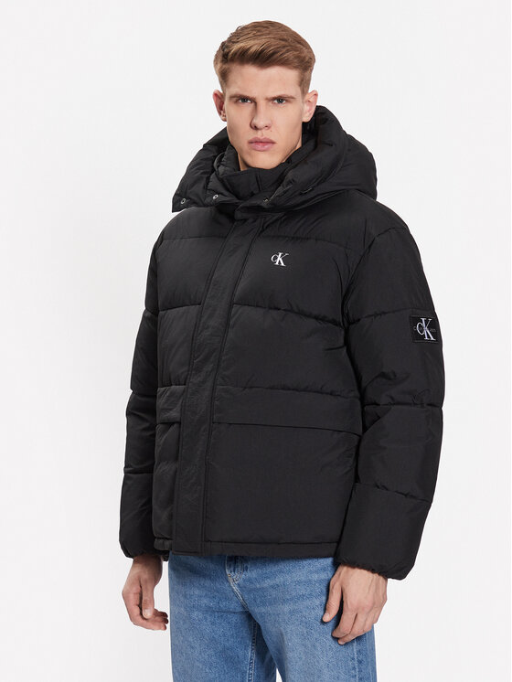 Calvin Klein Jeans Calvin Klein Jeans Bunda pro přechodné období J30J323709 Černá Regular Fit