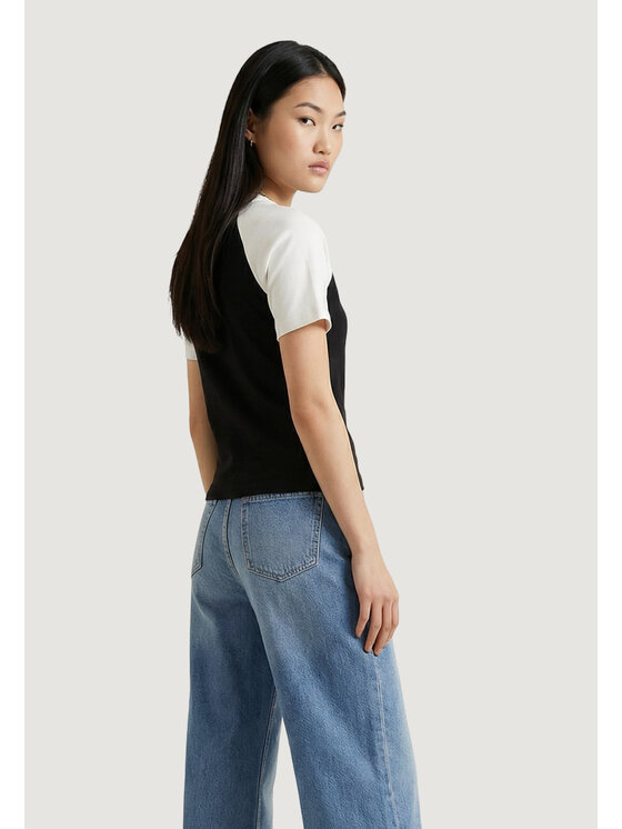 Tommy Jeans Tommy Jeans T-shirt DW0DW22536 Nero Casual Fit