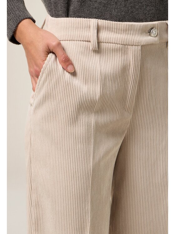 Oltre Oltre Pantaloni di tessuto P029R209075N011 Écru Regular Fit