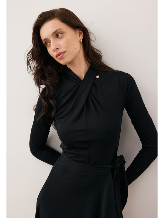 BIZUU BIZUU Sukienka codzienna ROTTA Czarny Standard Fit
