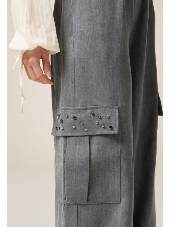 Oltre Oltre Pantaloni di tessuto P040J002526N013 Grigio Flared Fit