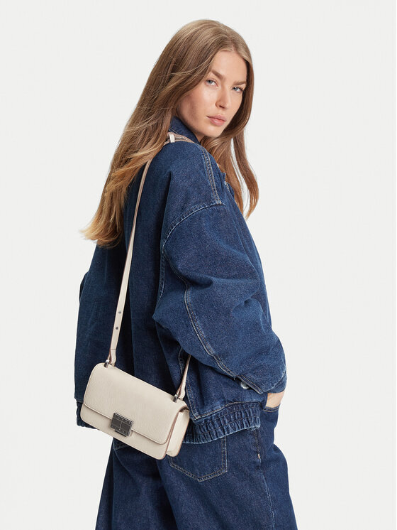 Tommy Jeans Tommy Jeans Τσάντα Tjw Crush Crossover AW0AW17529 Εκρού
