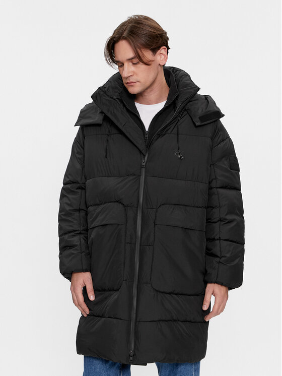 Calvin Klein Jeans Calvin Klein Jeans Žieminė striukė J30J324078 Juoda Relaxed Fit