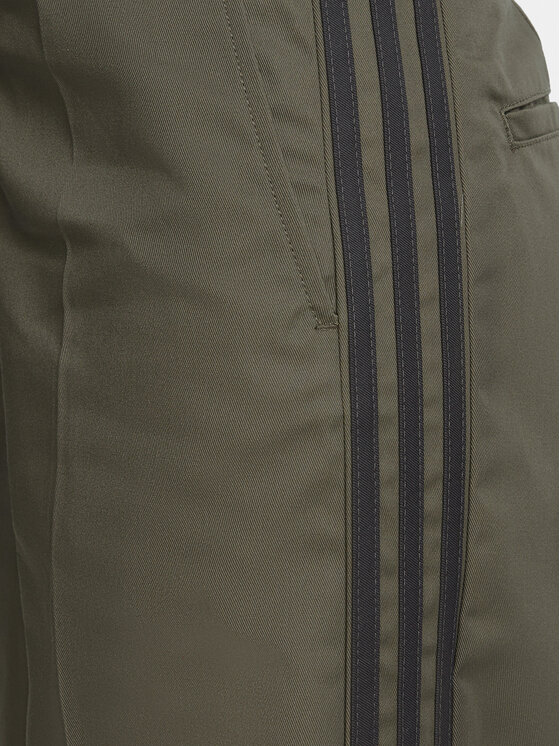 adidas adidas Spodnie materiałowe Tailored Pant KS9950 Khaki Regular Fit