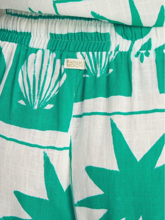 Banana Moon Banana Moon Pantaloncini di tessuto William Shellpa MHW67 Verde Regular Fit