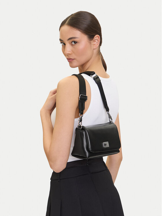 Tommy Jeans Tommy Jeans Handtasche Tjw American Cool Flap Crossover AW0AW17550 Schwarz