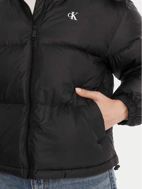Calvin Klein Jeans Calvin Klein Jeans Vatovaná bunda Essential LV047D501G Čierna Relaxed Fit
