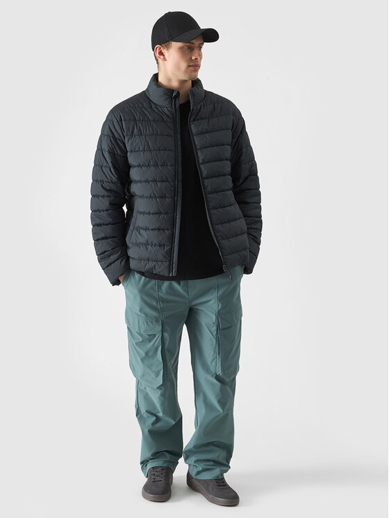 4F 4F Kurtka puchowa BASIC+ Czarny Regular Fit