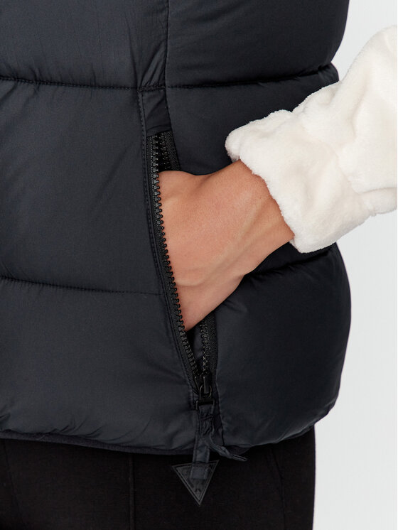 Columbia Columbia Жилетка за костюм Pike Lake™ II Insulated Vest Черен Regular Fit