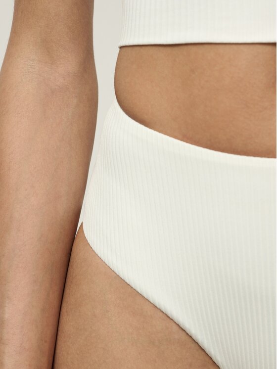La Mania La Mania Pantaloncini sportivi PAOLA Bianco Classic Fit