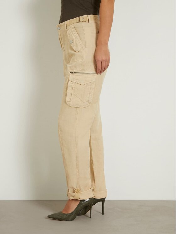 Guess Guess Spodnie materiałowe 164111 Beżowy Slim Fit