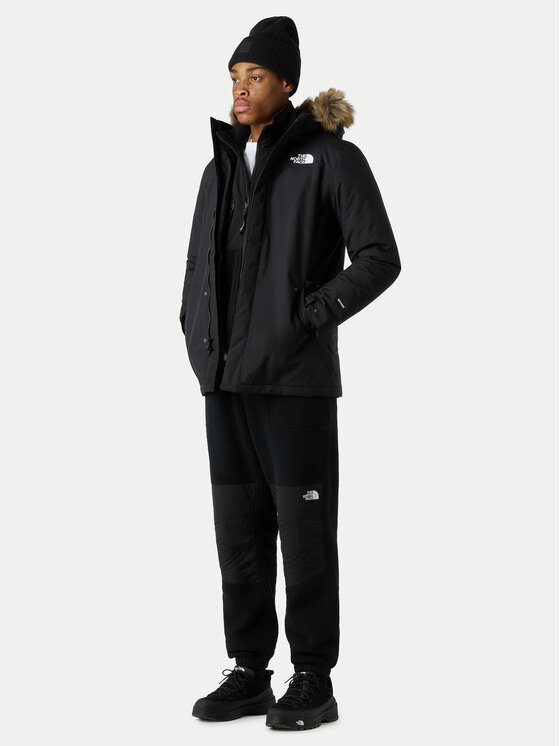 The North Face The North Face Зимно яке Zaneck NF0A4M8H Черен Regular Fit