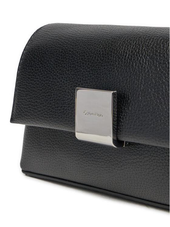 Calvin Klein Calvin Klein Torbica Ck Plaque Sm Crossbody W/Chain K60K612785 Crna