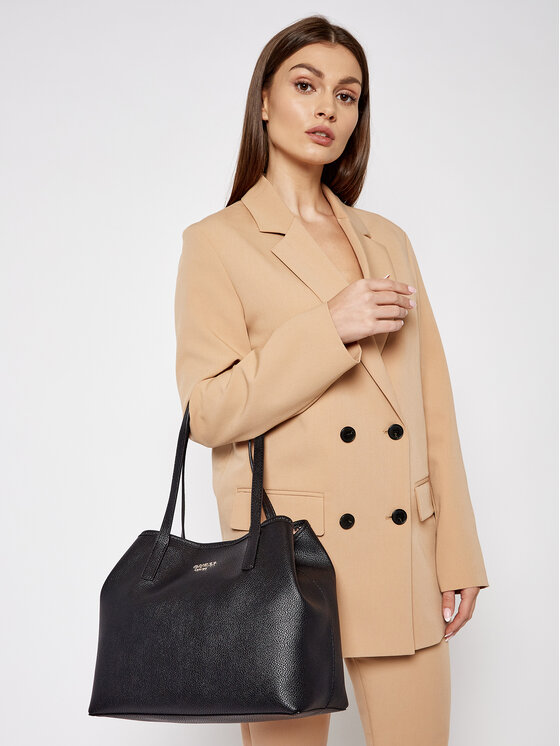 Guess Guess Сумка Vikky (VG) HWVG69 95230 Чорний