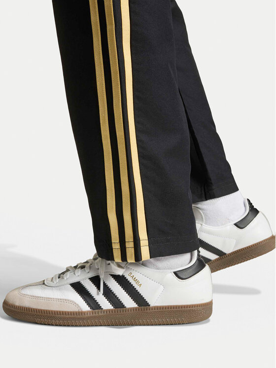 adidas adidas Melegítő alsó Liberty London KD5946 Fekete Loose Fit