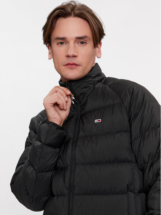 Tommy Jeans Tommy Jeans Prehodna jakna Essential DM0DM17984 Črna Regular Fit