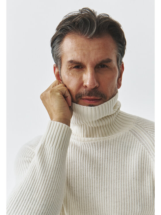 TATUUM TATUUM Sweter PABLO Kremowy Classic Fit
