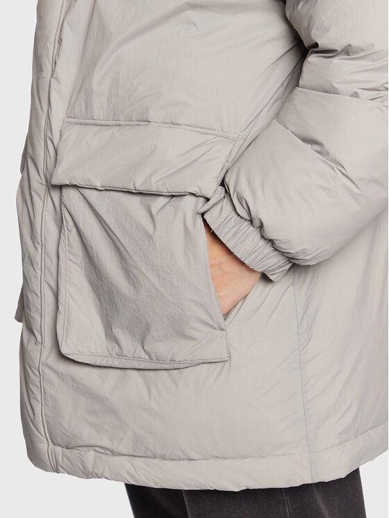 Calvin Klein Jeans Calvin Klein Jeans Зимно яке J30J321907 Сив Relaxed Fit