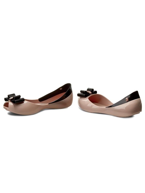 Melissa shoes queen v hot sale