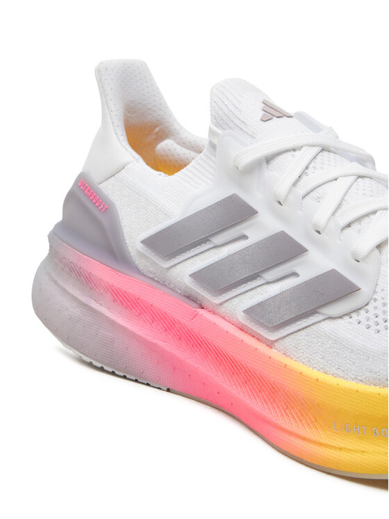 adidas adidas Bėgimo batai Ultraboost 5 ID8810 Balta