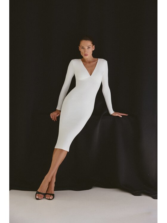 Nudyess Nudyess Sukienka codzienna Carla z prążka Kremowy Slim Fit