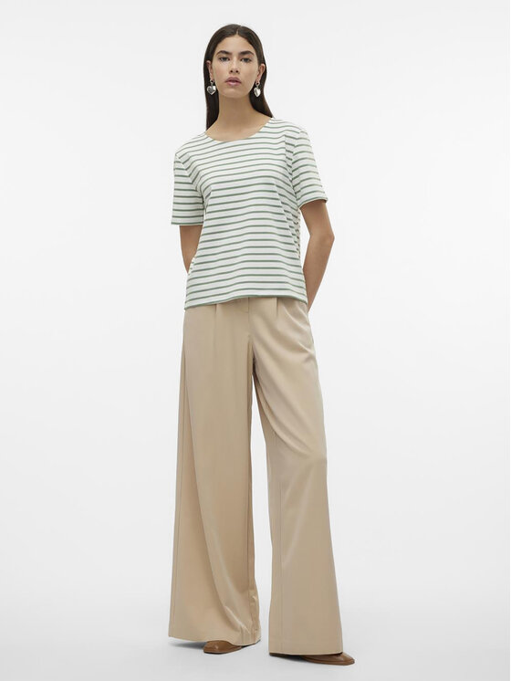 Vero Moda Vero Moda T-Shirt Abby 10304716 Zielony Regular Fit