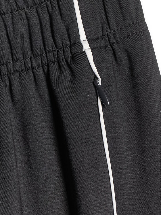 4F 4F Spodnie dresowe AQUA FORCE Czarny Loose Fit