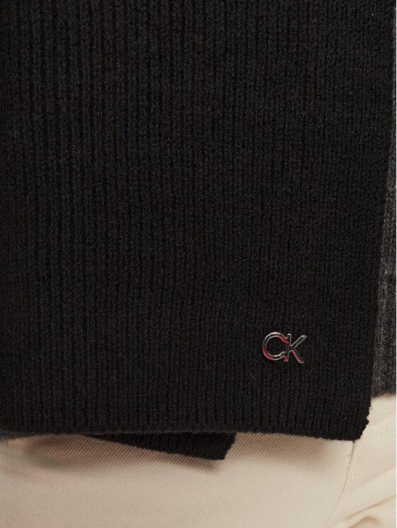 Calvin Klein Calvin Klein Komplekti kuuluvad sall ja müts Chunky K60K612621 Must