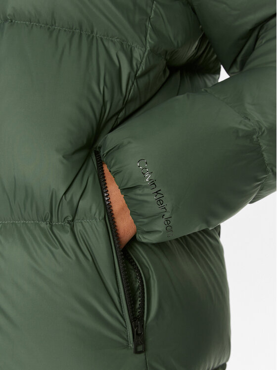 Calvin Klein Jeans Calvin Klein Jeans Пухено яке J20J221892 Зелен Regular Fit