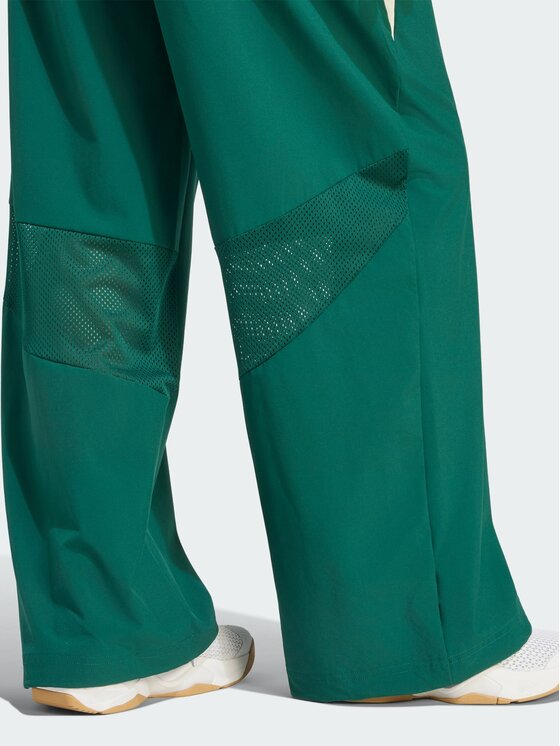 adidas adidas Spodnie dresowe 168776 Zielony Loose Fit