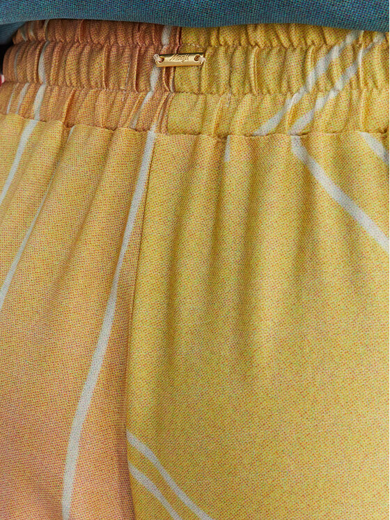 Maaji Maaji Riidest püksid Sakura Scenery Ophelia PT1836CPA007 Kollane Relaxed Fit