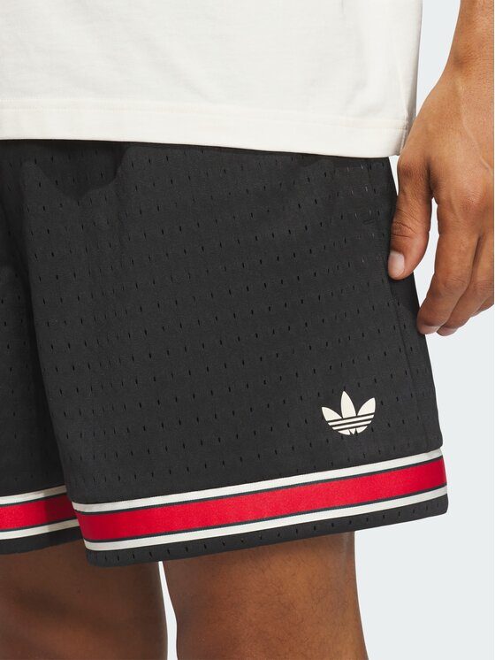 adidas adidas Szorty sportowe 164600 Czarny Loose Fit
