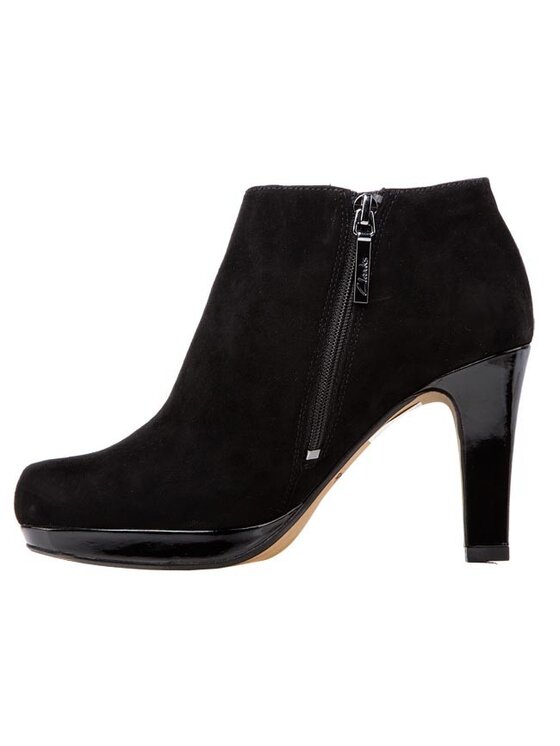 clarks kendra accent