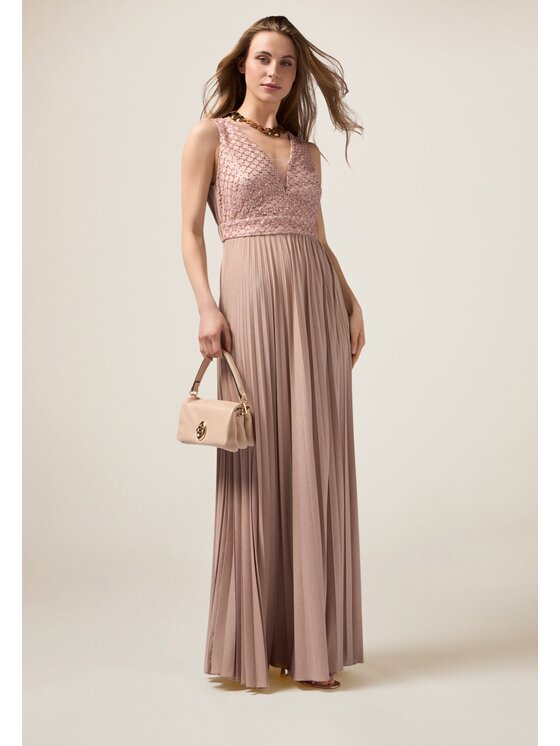 Oltre Oltre Abito da sera 7416J000836N006 Rosa A-Line Fit