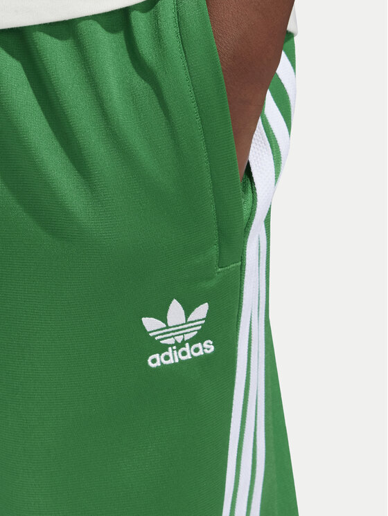 adidas adidas Donji dio trenerke adicolor SST IY7461 Zelena Regular Fit