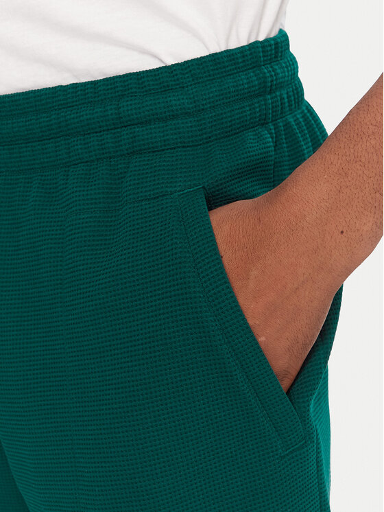 adidas adidas Sportovní kraťasy Essentials Trefoil JW1040 Zelená Regular Fit
