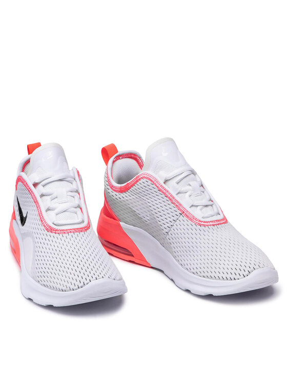 womens nike motion 2