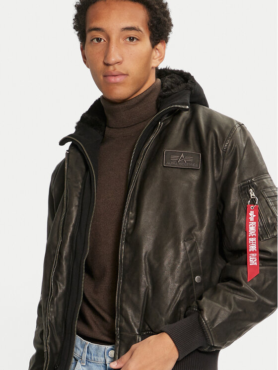 Alpha Industries Alpha Industries Μπουφάν από απομίμηση δέρματος 123106 Μαύρο Regular Fit