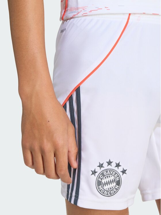 adidas adidas Szorty sportowe 153289 Biały Regular Fit