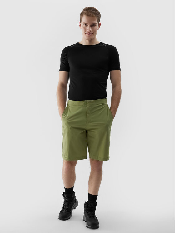 4F 4F Szorty materiałowe 4FWSS24TFSHM425 Zielony Regular Fit