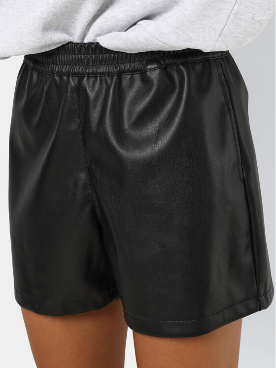 Noisy May Noisy May Pantaloni scurți din imitație de piele Andy 27029281 Negru Regular Fit