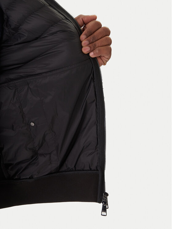 Tommy Hilfiger Tommy Hilfiger Demisezoninė striukė Mix Media Ess MW0MW41329 Juoda Regular Fit