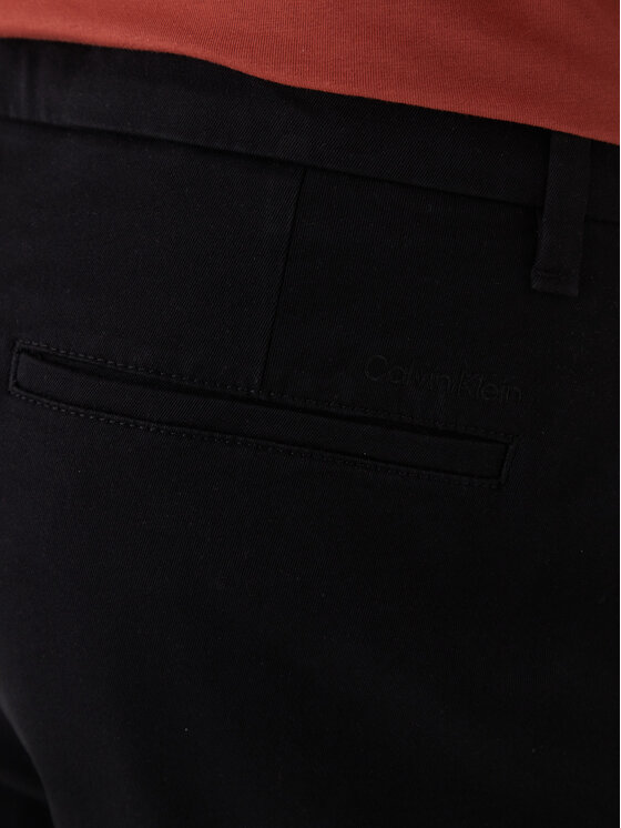 Calvin Klein Calvin Klein Šortky z materiálu LV04LF601G Černá Regular Fit