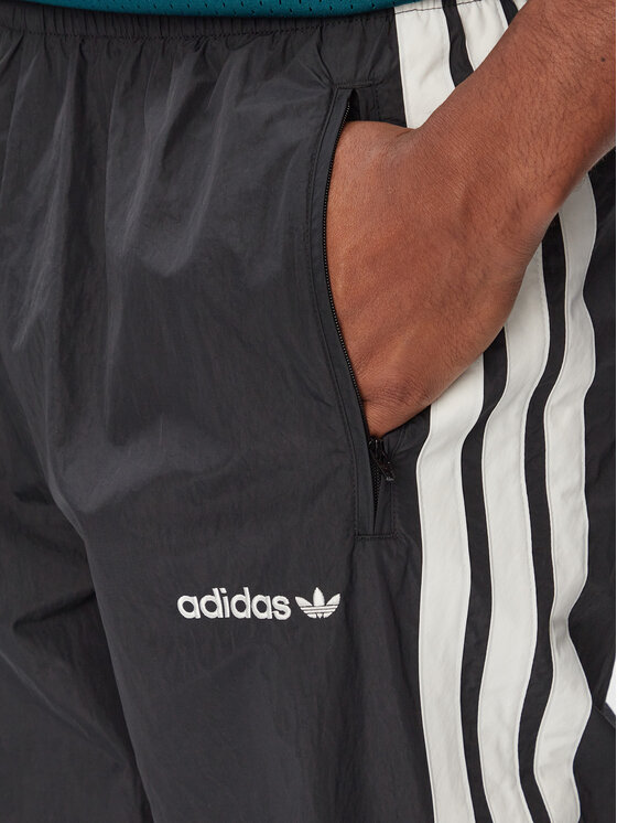 adidas adidas Teplákové kalhoty Cutline Track KW8023 Černá Regular Fit