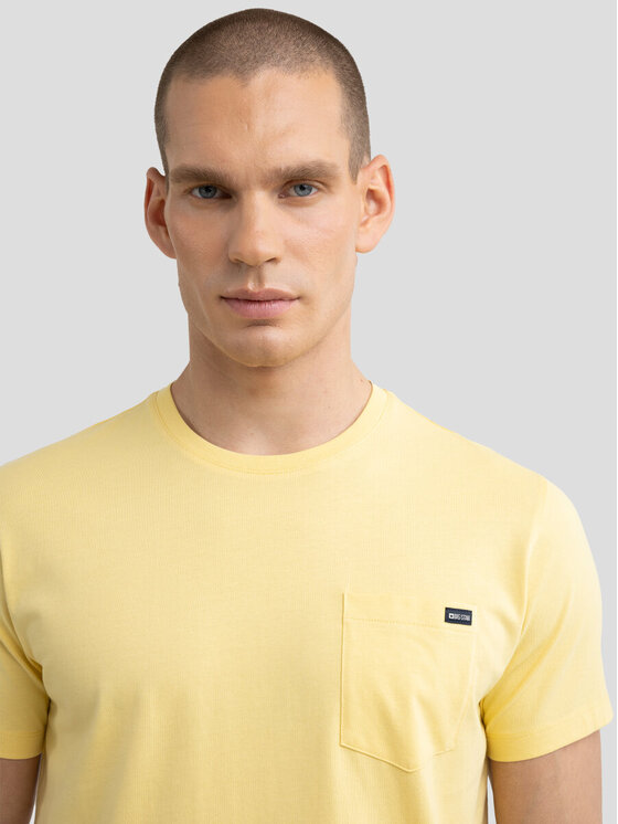 BIG STAR BIG STAR T-Shirt CARBON_200_150 Żółty Basic Fit