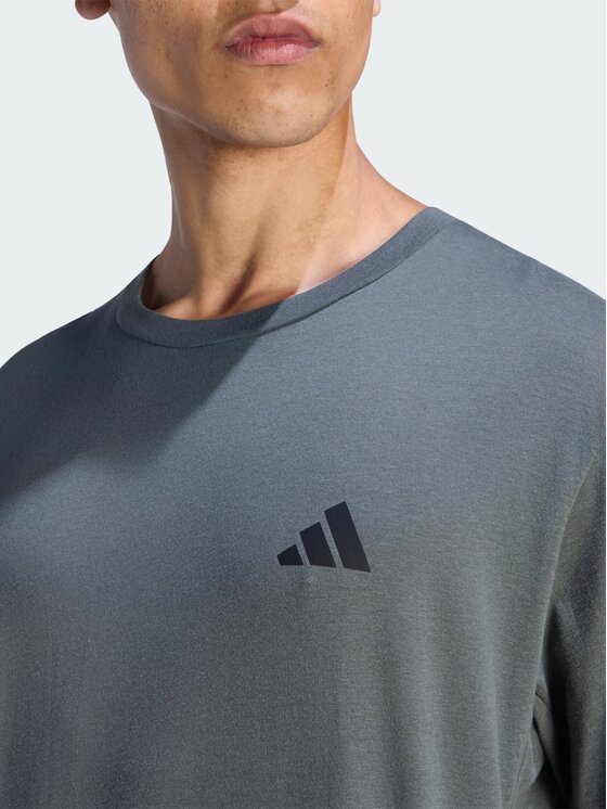 adidas adidas Koszulka techniczna 158826 Szary Regular Fit