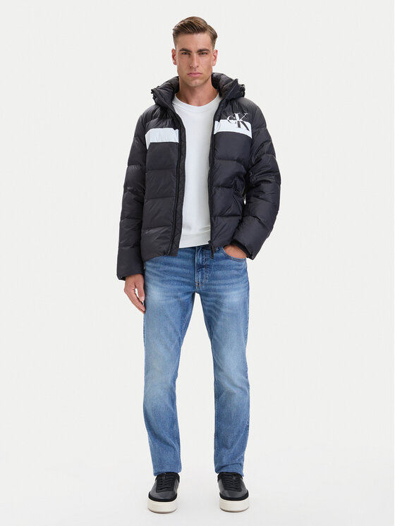 Calvin Klein Jeans Calvin Klein Jeans Pūkinė striukė LV04RH502G Juoda Regular Fit