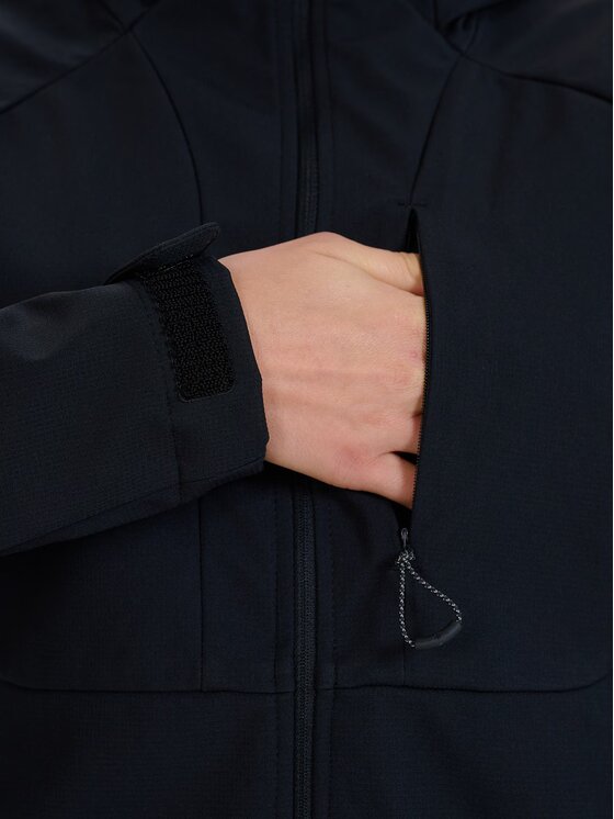 4F 4F Kurtka softshell 4FWSS25TSOFF315-20S Czarny Slim Fit